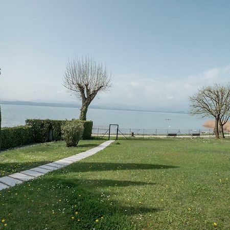 Residence Holiday Sirmione B8 Экстерьер фото
