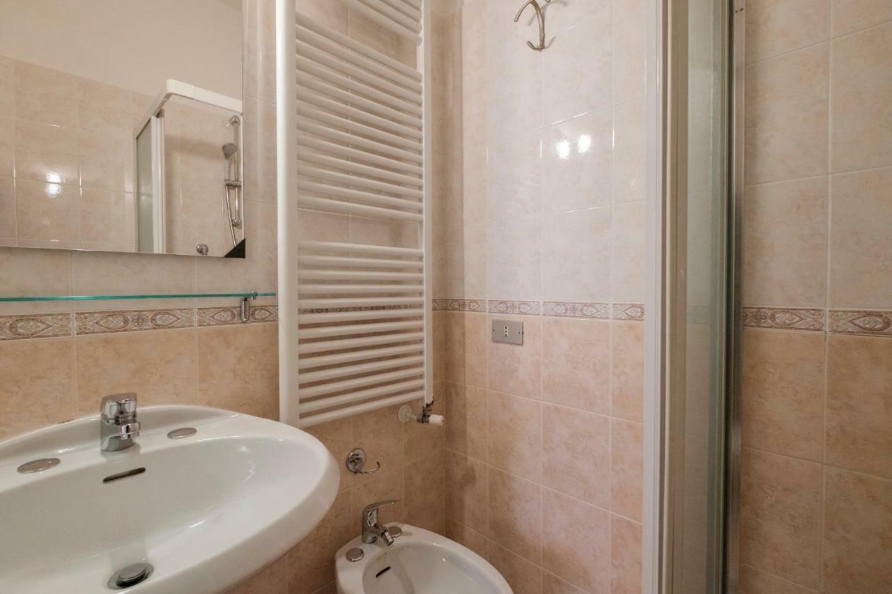 Residence Holiday Sirmione B8 Экстерьер фото