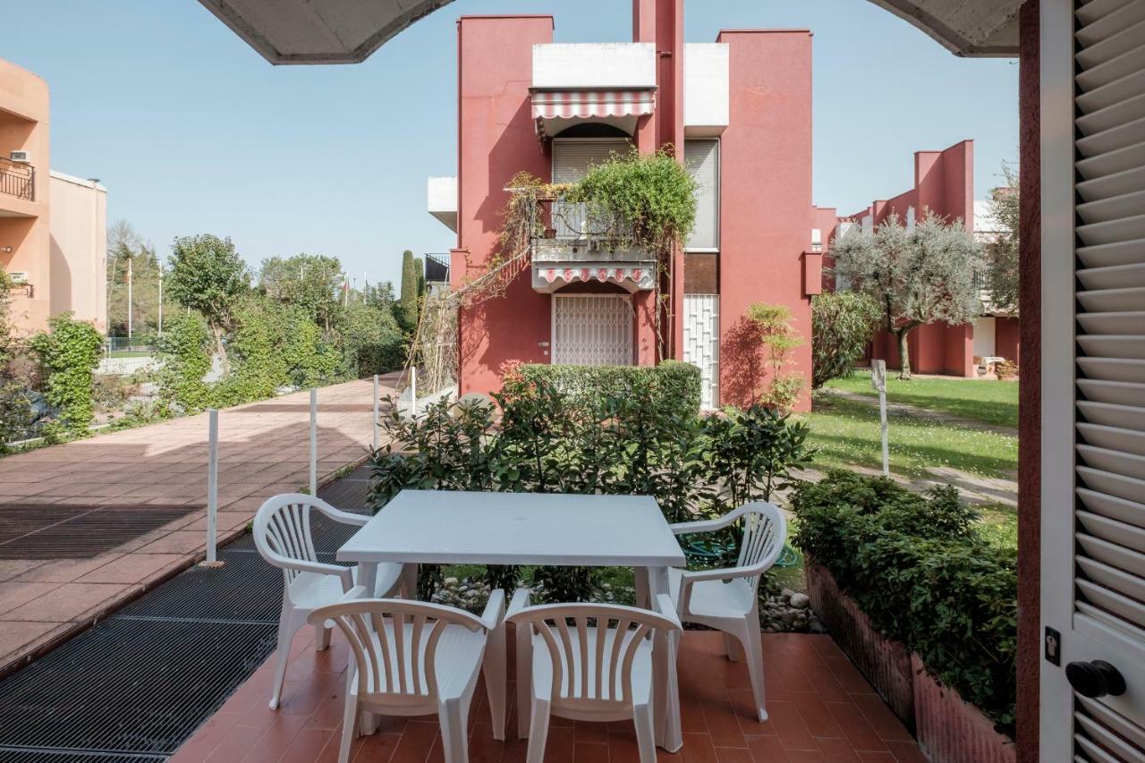 Residence Holiday Sirmione B8 Экстерьер фото