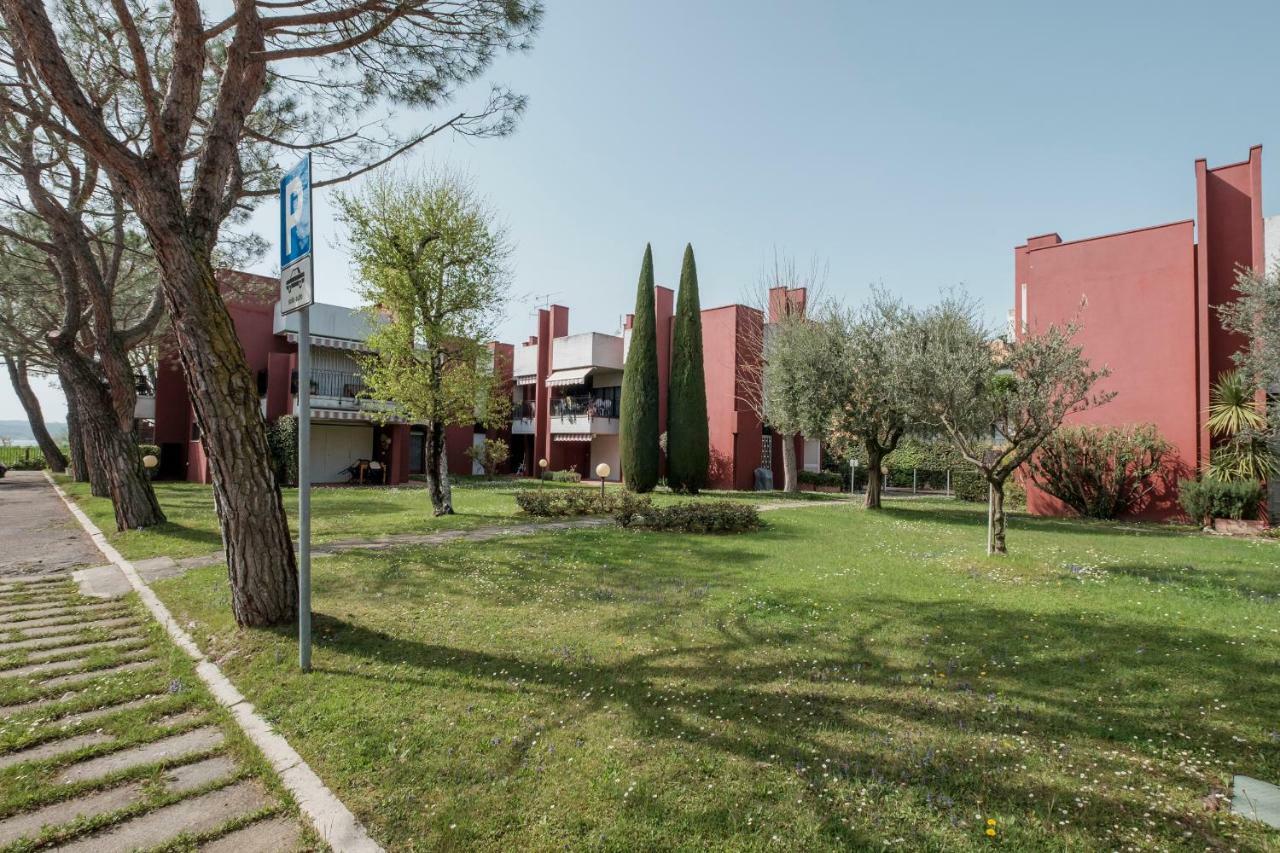 Residence Holiday Sirmione B8 Экстерьер фото